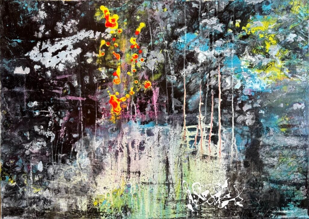 Foresta astratta con frammenti luminosi che emergono da texture scure.